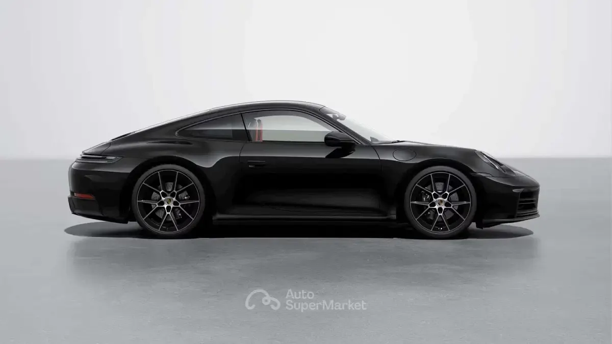 Second-hand Porsche 911 394 CP (289 kW) 2025 Negru Coupe
