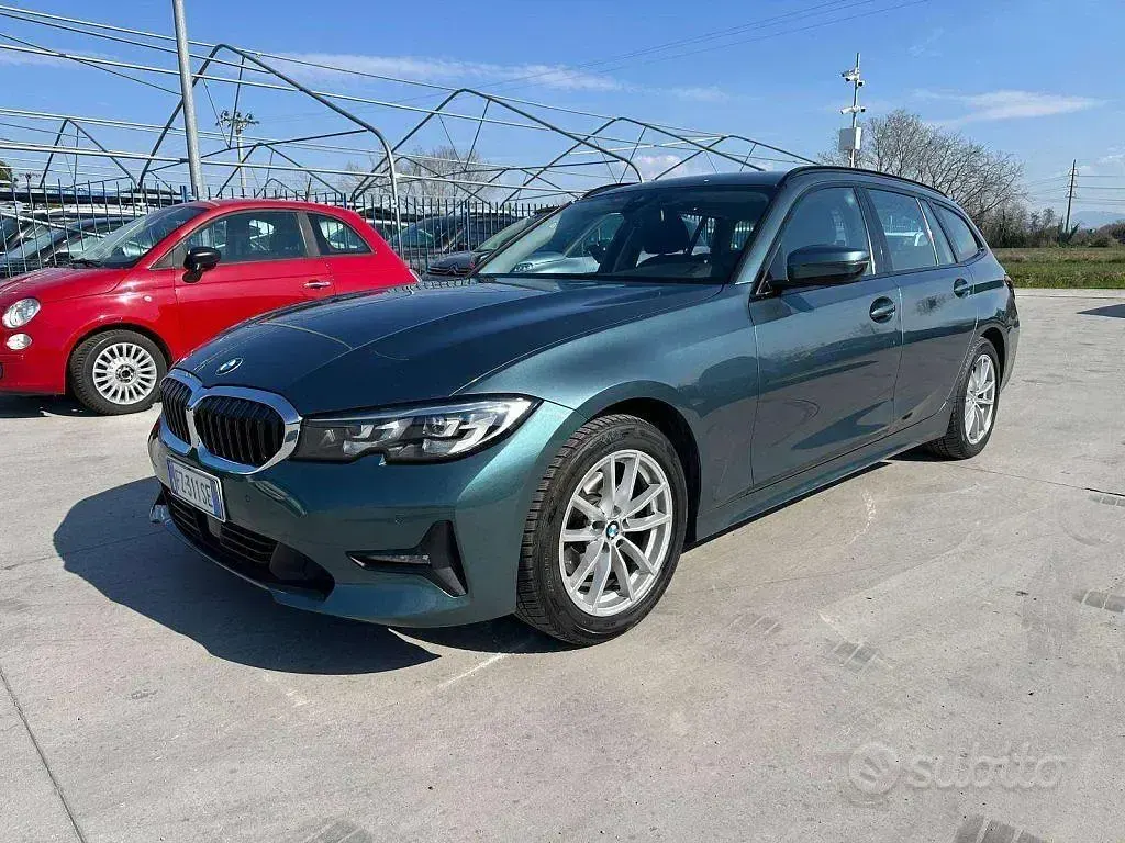 Usata BMW 320 190 CV (139 kW) 2019 Blu/azzurro Station wagon