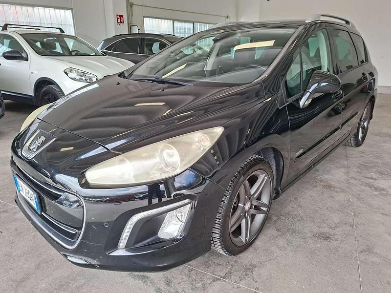 Usata Peugeot 308 111 CV (81 kW) 2012 Nero Station wagon