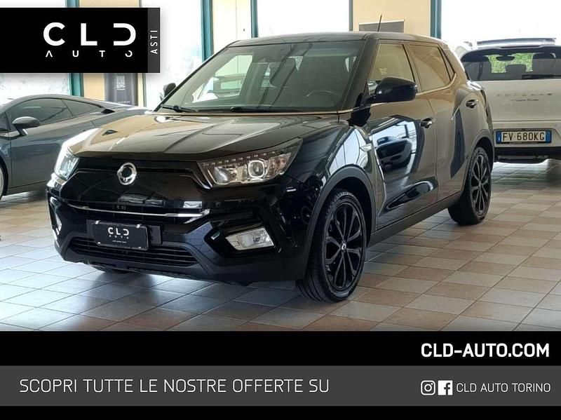 Black icon Usata 2019 Ssangyong (KGM) Tivoli SUV | 9900 € (Ottimo prezzo) - Immagine 1/4