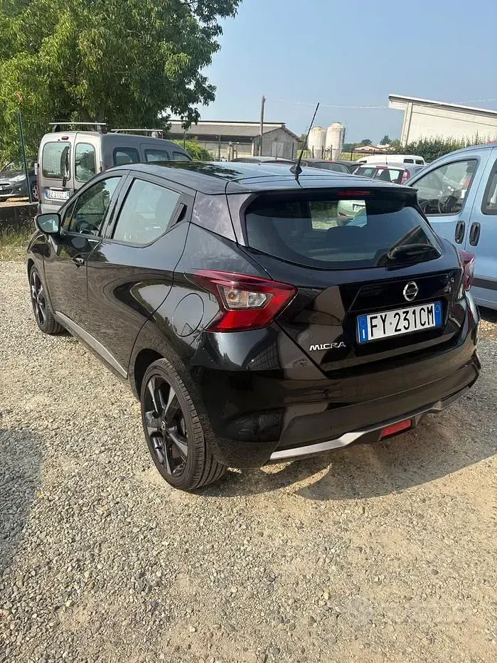 Usata Nissan Micra Visia+ 90 CV (66 kW) 2019 Nero Utilitaria