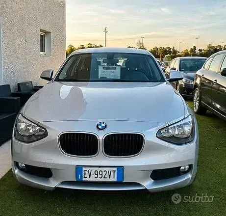 Usata BMW 118 143 CV (105 kW) 2014 Grigio Utilitaria
