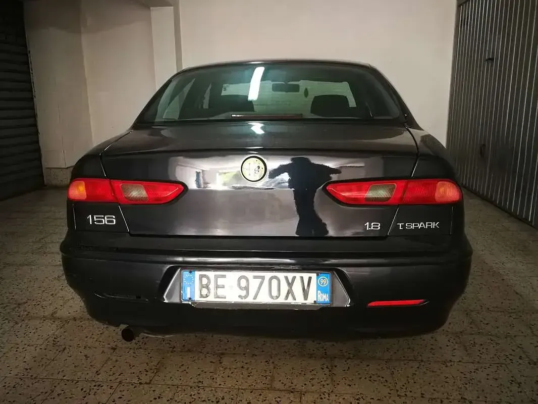 Usata Alfa Romeo 156 144 CV (105 kW) 1999 Nero Berlina