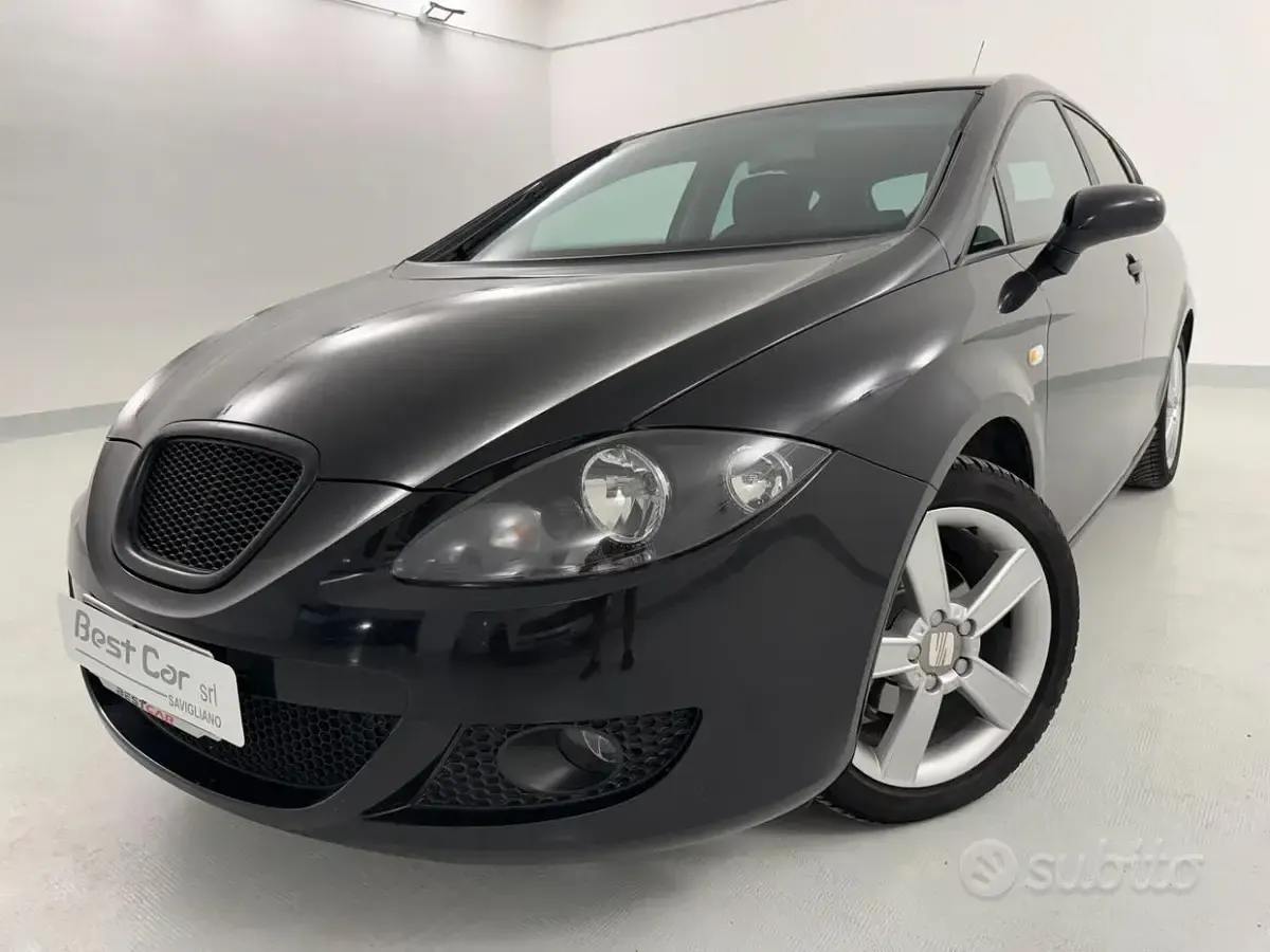 Usata Seat Leon Stylance 105 CV (77 kW) 2006 Nero Utilitaria