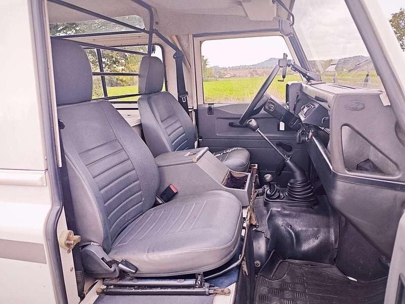 Usata Land Rover Defender 113 CV (83 kW) 1997 SUV