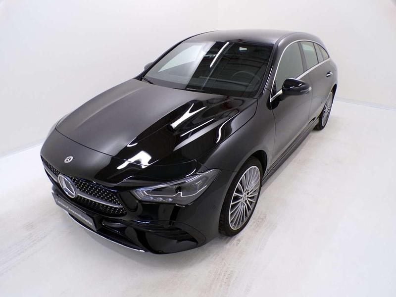Nero notte Usata 2024 Mercedes CLA250e Shooting Brake Station wagon | 37.400 € (Buon prezzo) - Immagine 1/4