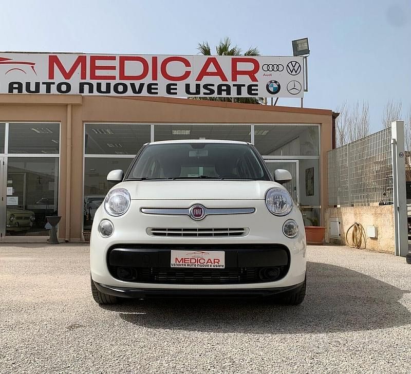 Bianco Usata 2016 Fiat 500L Pop Star Monovolume | 10.900 € (Molto cara) - Immagine 1/4