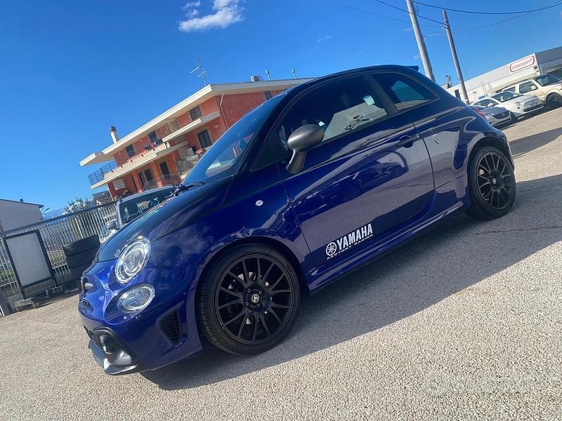 Usata Abarth 595 165 CV (121 kW) 2021 Blu Berlina