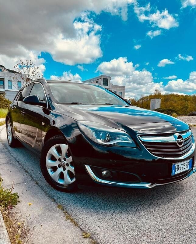 Usata Opel Insignia 136 CV (100 kW) 2016 Nero Station wagon