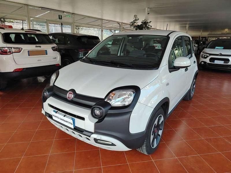 Usata Fiat Panda Cross Cross 69 CV (50 kW) 2023 Bianco Utilitaria