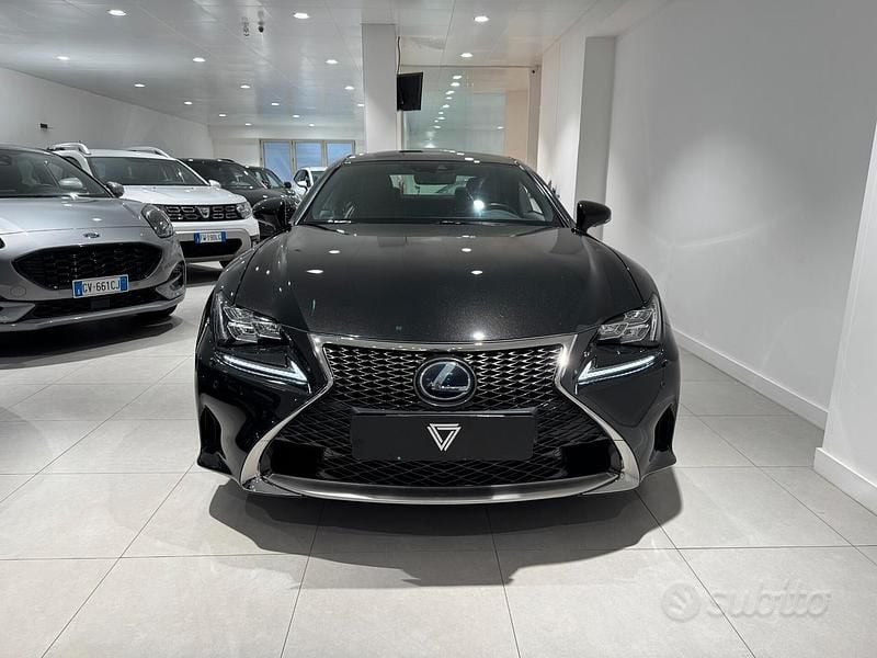Usata Lexus RC300h Sport Line 181 CV (133 kW) 2016 Nero Coupé