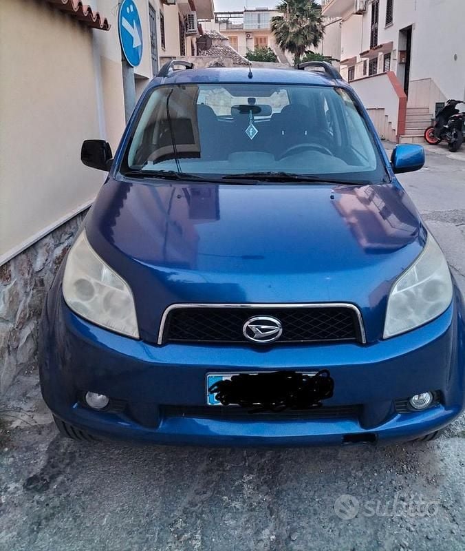 Usata Daihatsu Terios 105 CV (77 kW) 2007 Blu SUV