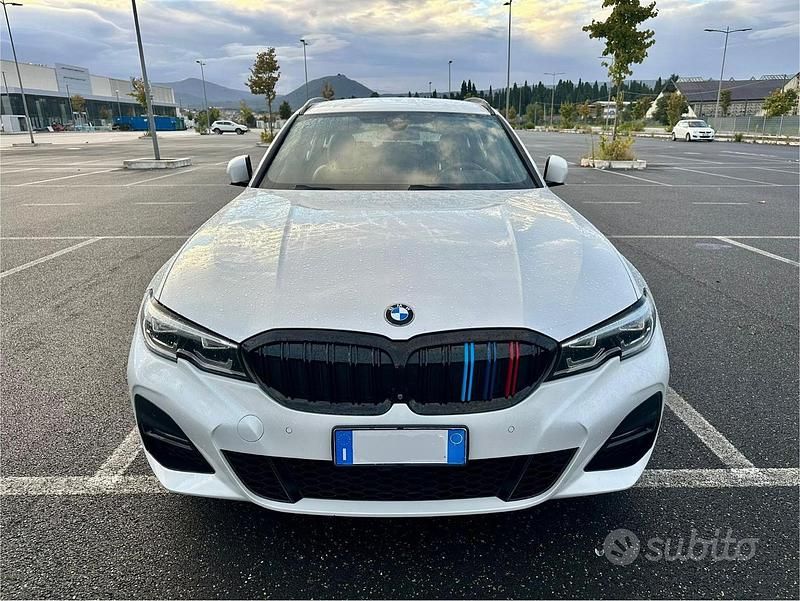 Bianco Usata 2019 BMW 330 M Sport Station wagon | 18.500 € - Immagine 1/4