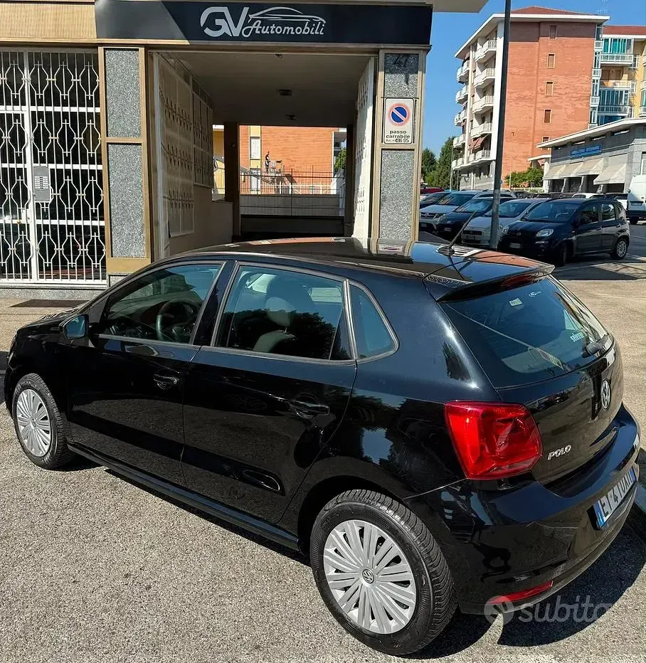 Usata VW Polo Trendline 60 CV (44 kW) 2015 Nero Berlina