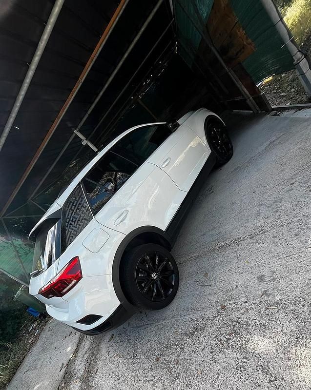 Usata VW T-Roc 150 CV (110 kW) 2021 Bianco SUV
