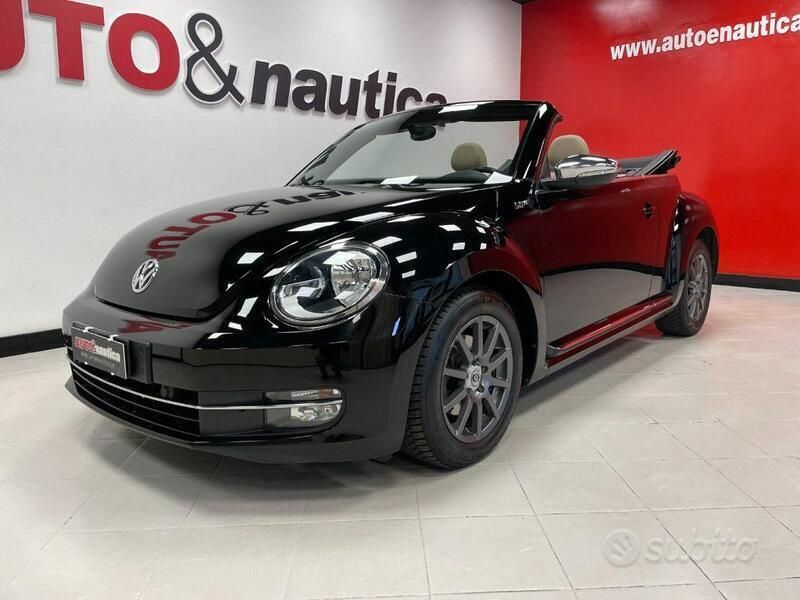 Nero Usata 2013 VW Maggiolino S Cabrio | 14.900 € (Molto cara) - Immagine 1/3