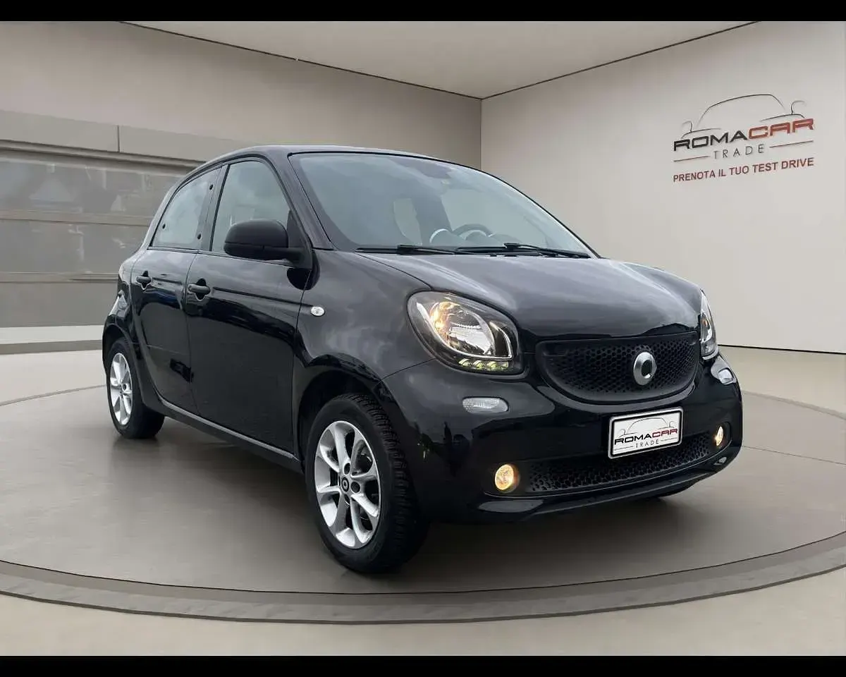 Usata Smart ForFour Passion 71 CV (52 kW) 2017 Nero Utilitaria