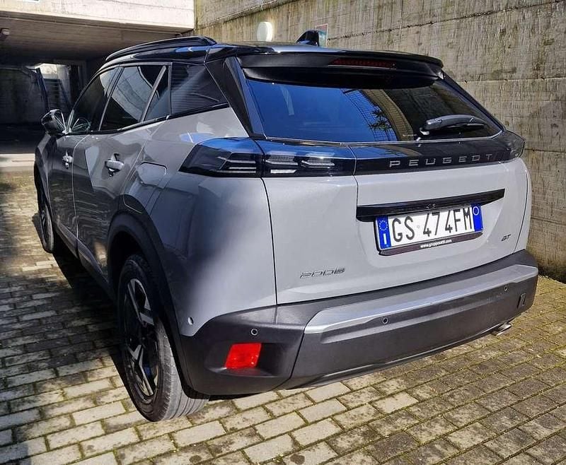 Usata Peugeot 2008 GT 131 CV (96 kW) 2024 SUV