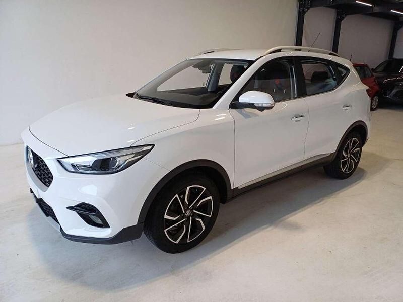 Usata MG ZS Luxury 106 CV (77 kW) 2024 Bianco SUV