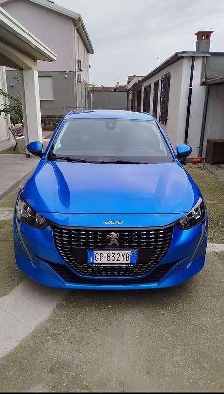 Usata Peugeot 208 Allure 101 CV (74 kW) 2021 Utilitaria