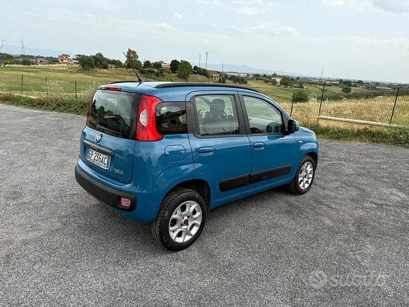 Usata Fiat Panda Pop 69 CV (50 kW) 2014 Blu Berlina