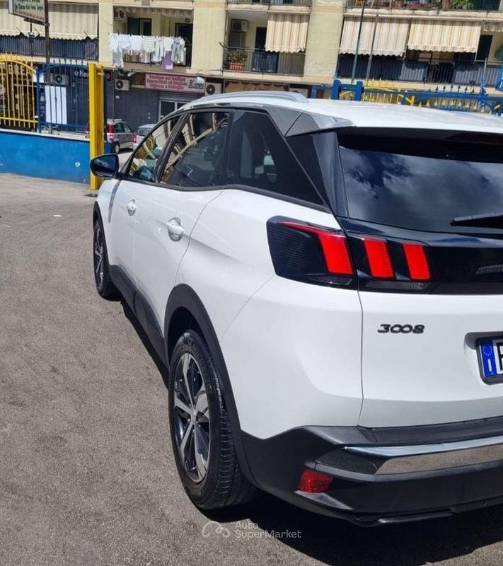 Usata Peugeot 3008 120 CV (88 kW) 2017 SUV