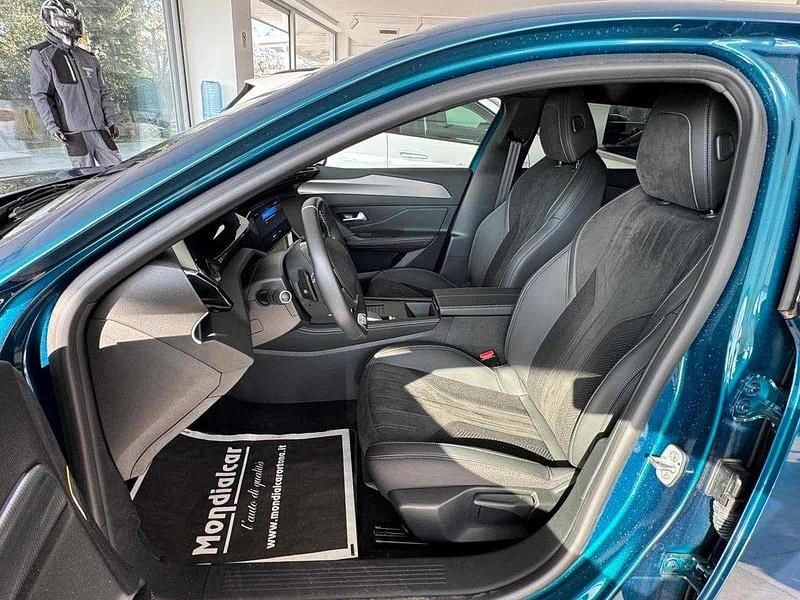Usata Peugeot 408 GT 131 CV (96 kW) 2023 Blu Berlina