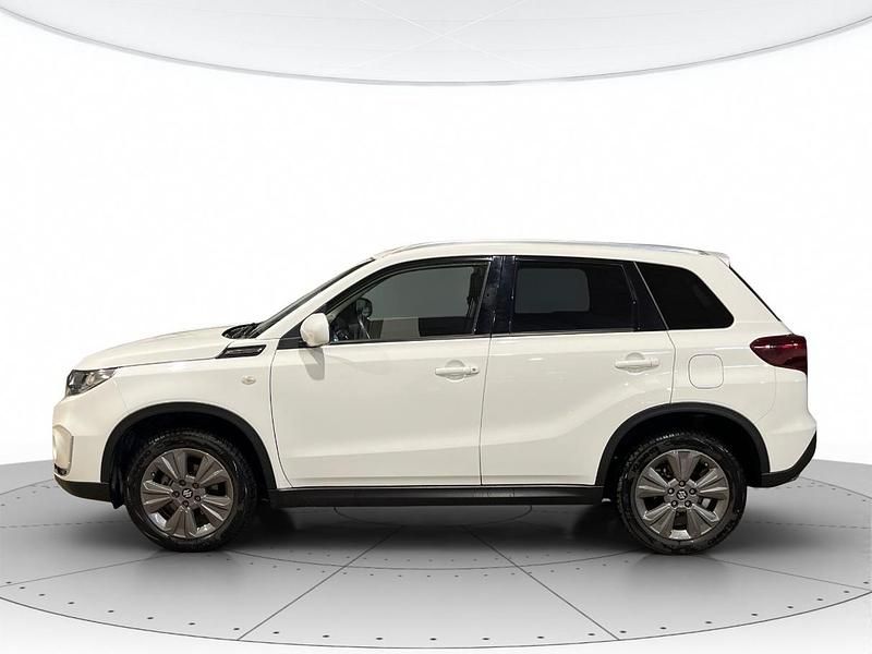 Second-hand Suzuki Vitara Cool 129 CP (94 kW) 2024 Alb SUV