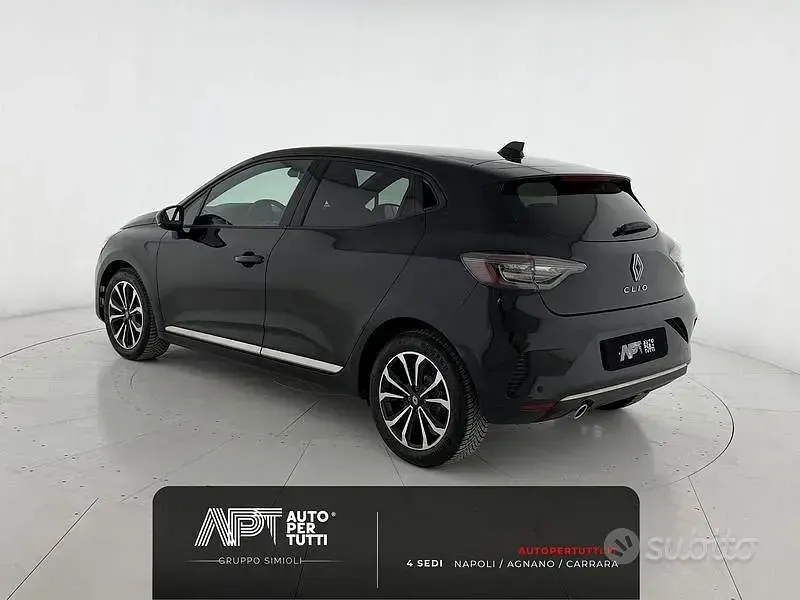 Usata Renault Clio V Techno 91 CV (66 kW) 2025 Nero Berlina