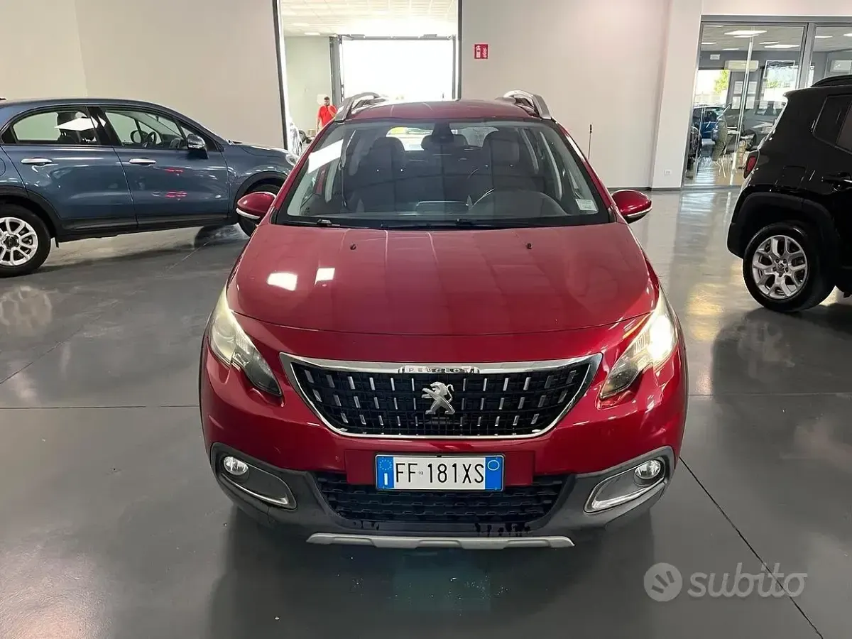 Käytetty Peugeot 2008 Allure 120 HP (88 kW) 2016 Punainen Katumaasturi
