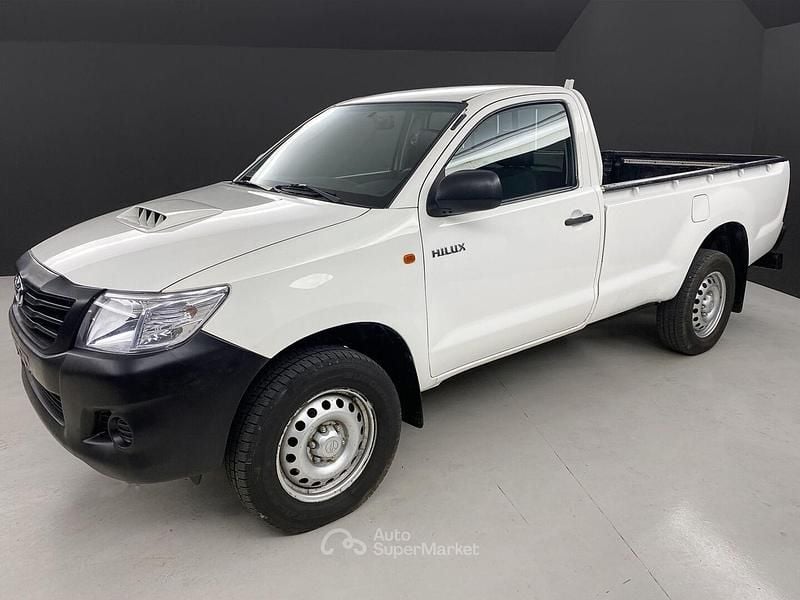 Usata Toyota HiLux 144 CV (105 kW) 2016 Bianco Pick-up