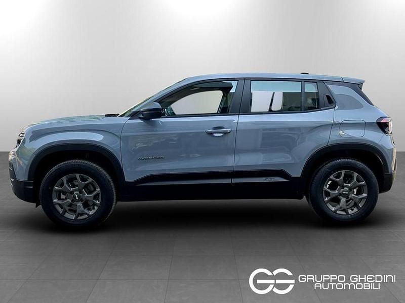 Nuova Jeep Avenger Longitude 101 CV (74 kW) 2026 Grigio SUV
