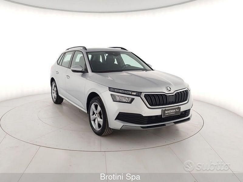 Usata Skoda Kamiq Ambition 95 CV (69 kW) 2019 Argento SUV