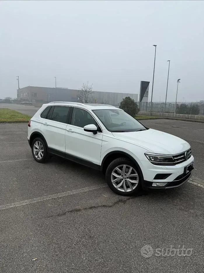 Usata VW Tiguan Comfortline 190 CV (139 kW) 2017 Bianco SUV