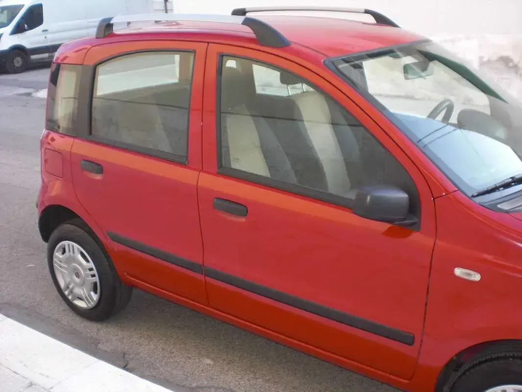 Usata Fiat Panda Dynamic 60 CV (44 kW) 2009 Rosso Utilitaria