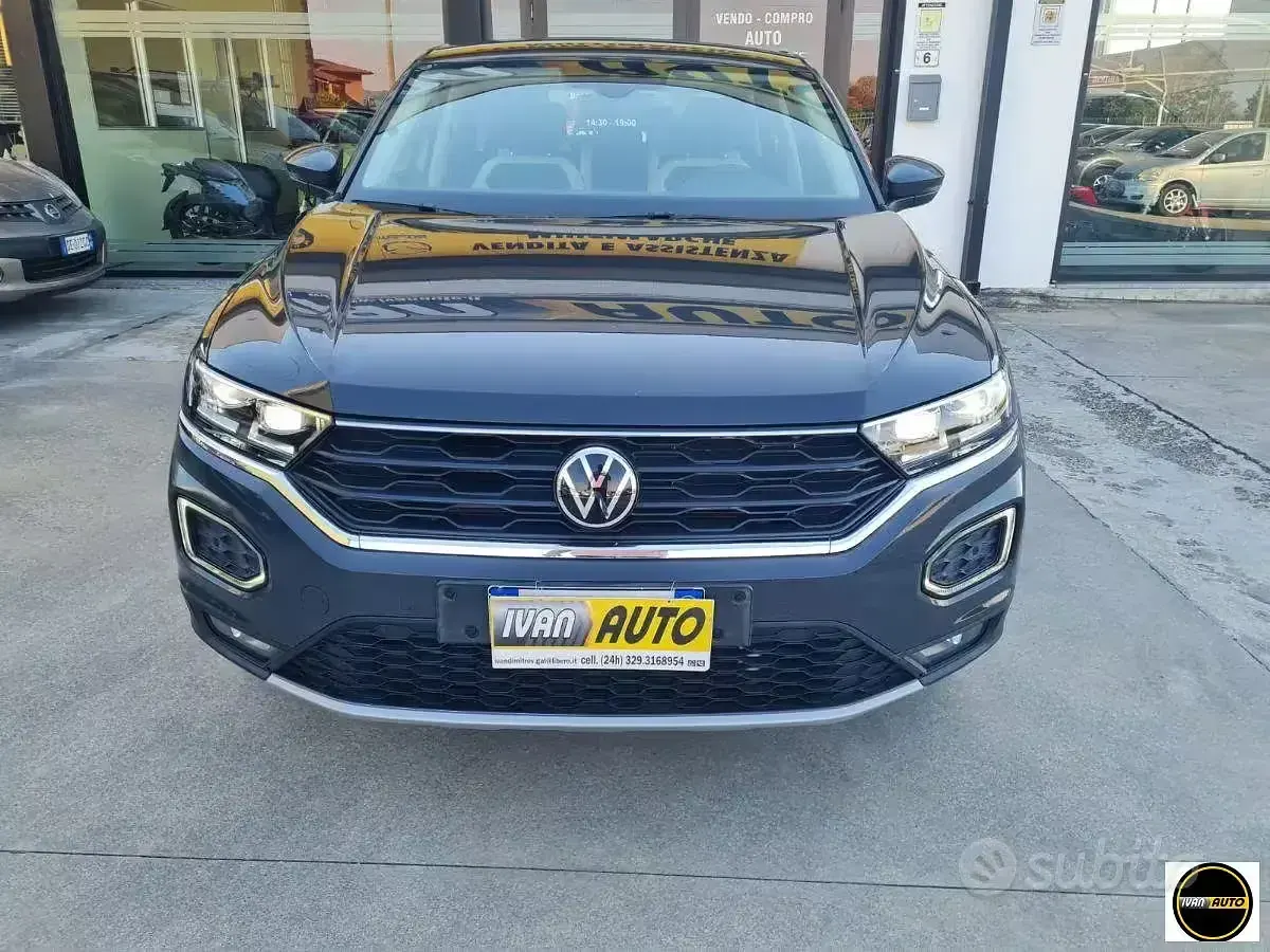 Usata VW T-Roc Sport 150 CV (110 kW) 2021 Argento SUV
