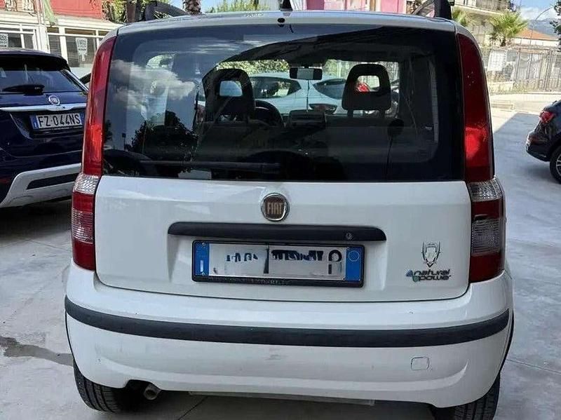 Usata Fiat Panda Classica 77 CV (56 kW) 2012 Bianco Utilitaria