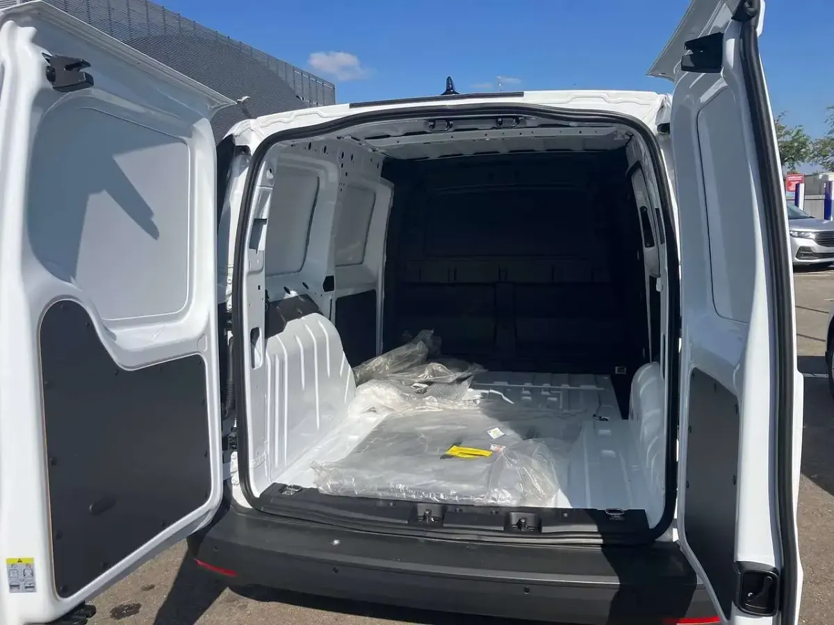 Nouvelle Ford Transit 122 ch (89 kW) 2026 Blanc Van
