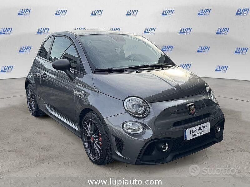 Usata Abarth 695 Turismo 180 CV (132 kW) 2023 Grigio Utilitaria