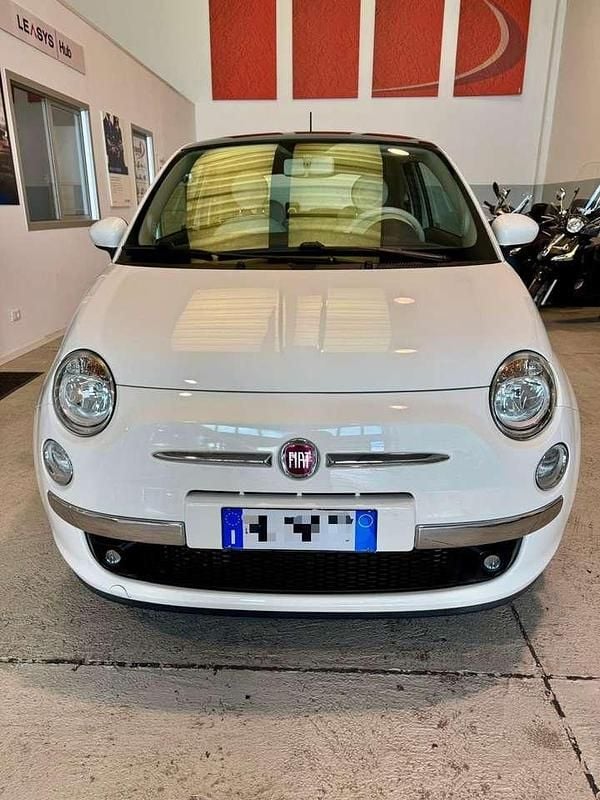 Usata Fiat 500 Lounge 95 CV (69 kW) 2016 Bianco Utilitaria