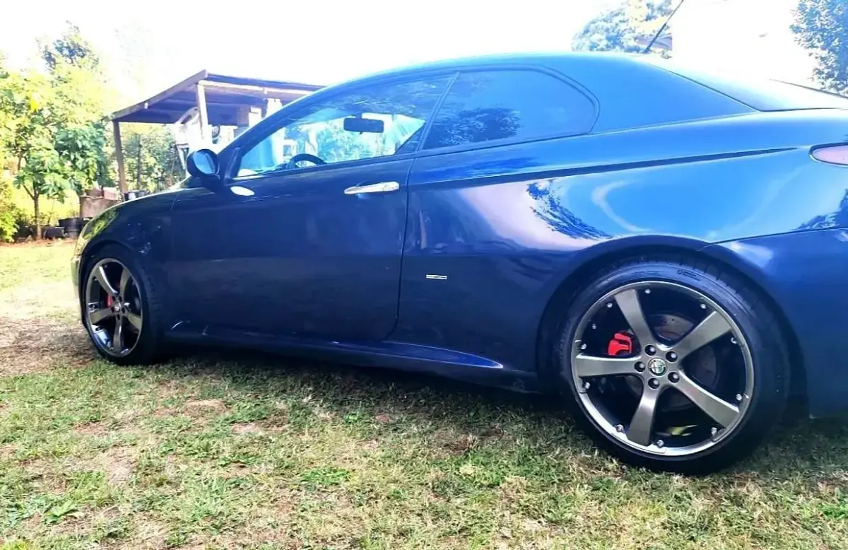 Usata Alfa Romeo GT 239 CV (175 kW) 2005 Coupé