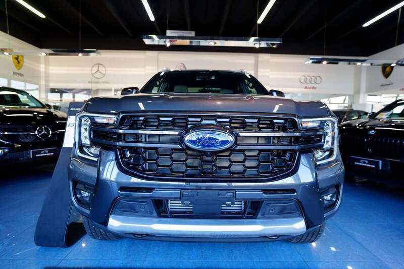 Nero Nuova 2025 Ford Ranger Platinum Pick-up | 55.000 € (Ottimo prezzo) - Immagine 1/4