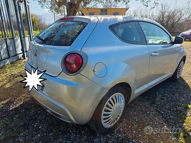 Usata Alfa Romeo MiTo 155 CV (114 kW) 2009 Grigio Utilitaria