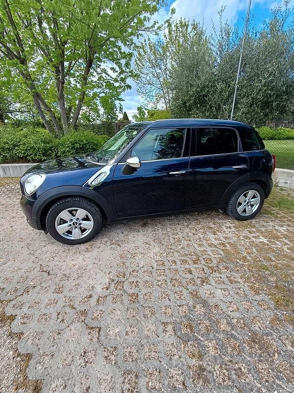 Usata Mini One Countryman 90 CV (66 kW) 2014 Blu SUV