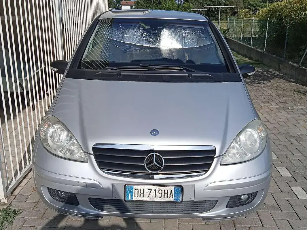 Usata Mercedes A150 Classic 95 CV (69 kW) 2006 Grigio Monovolume