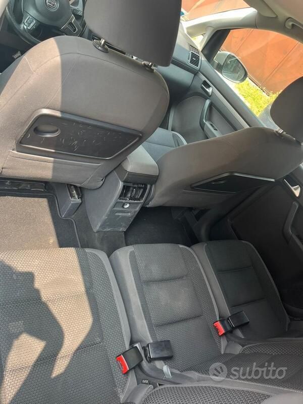 Usata VW Touran 150 CV (110 kW) 2012 Grigio Monovolume