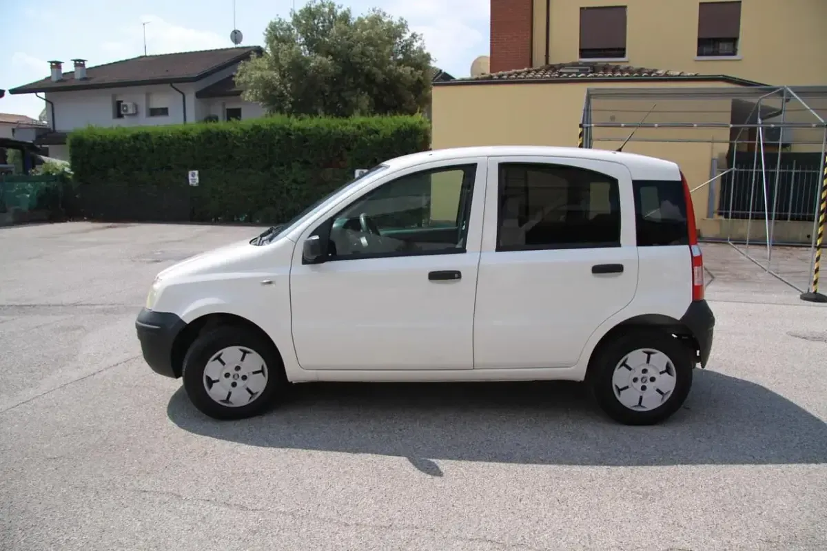 Usata Fiat Panda Active 69 CV (50 kW) 2009 Bianco Utilitaria