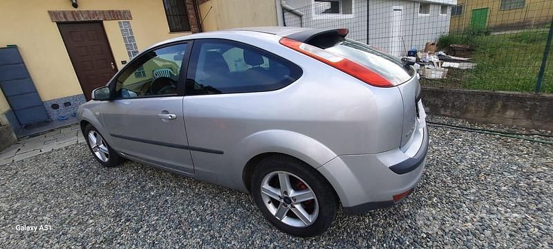 Usata Ford Focus 2007 Grigio Berlina