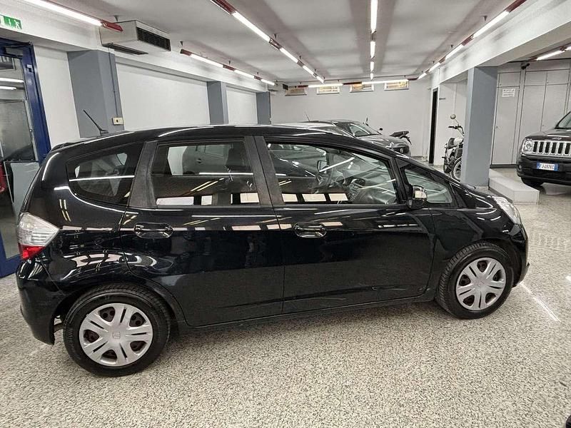 Usata Honda Jazz Executive 99 CV (72 kW) 2009 Nero Utilitaria