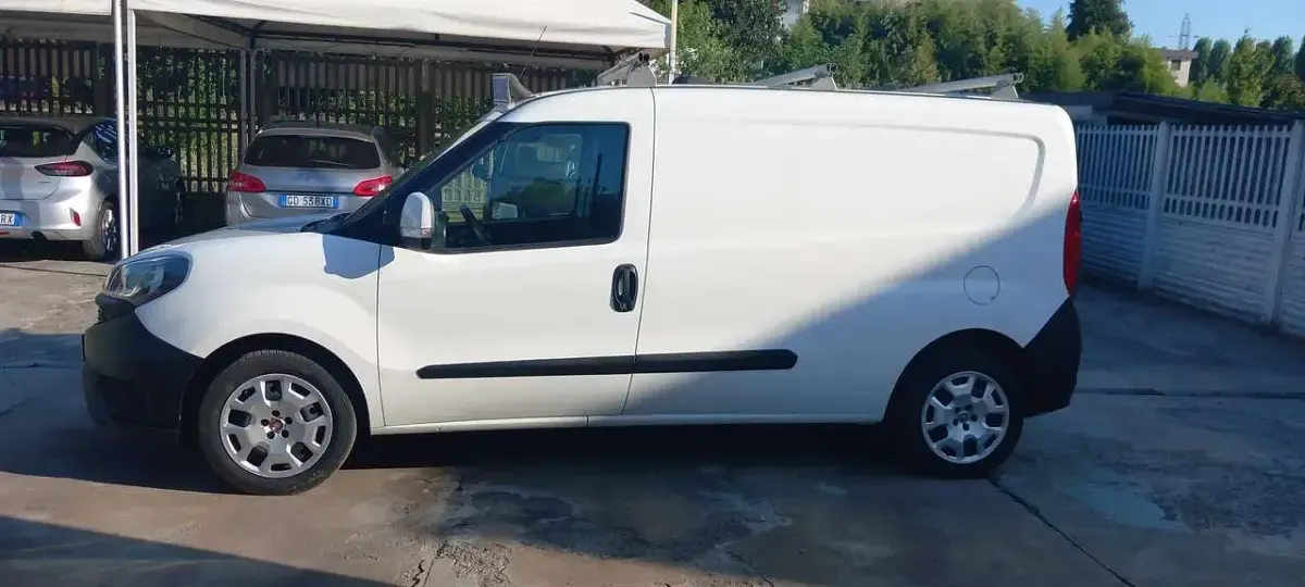 Usata Fiat Doblò 120 CV (88 kW) 2018 Bianco Monovolume